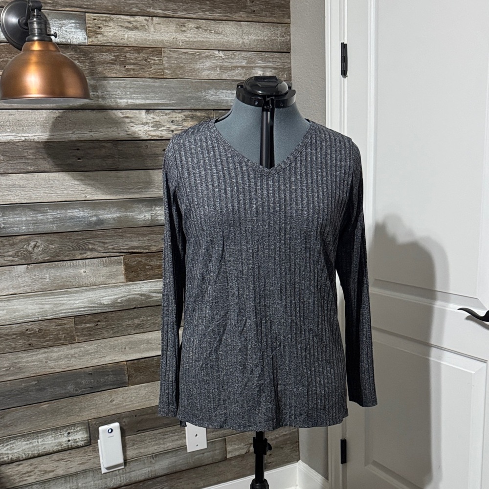 Women's Gray V-Neck Blouse